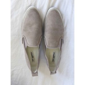 Karl lagerfeld suede loafers